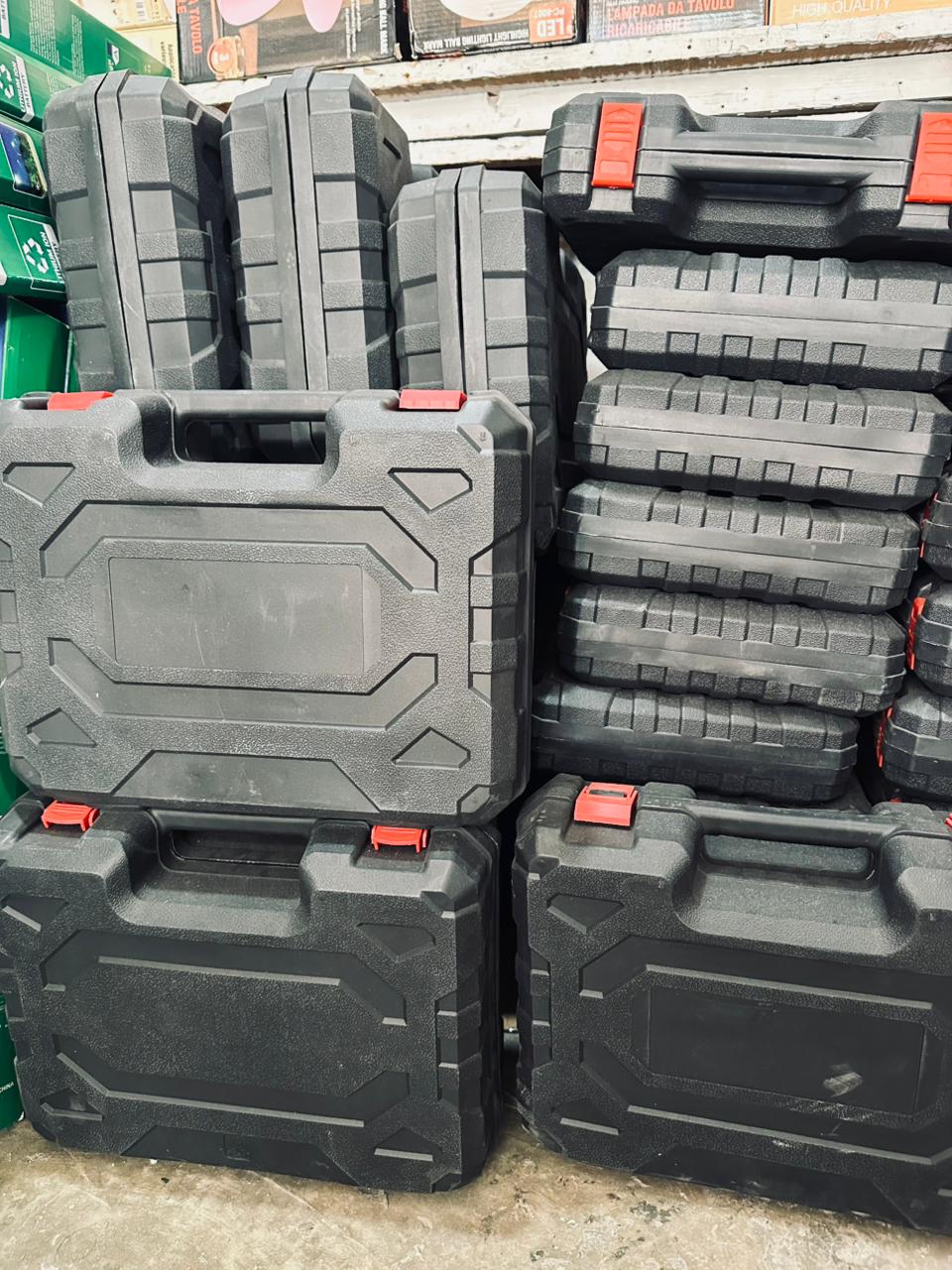 Car washer with double battery